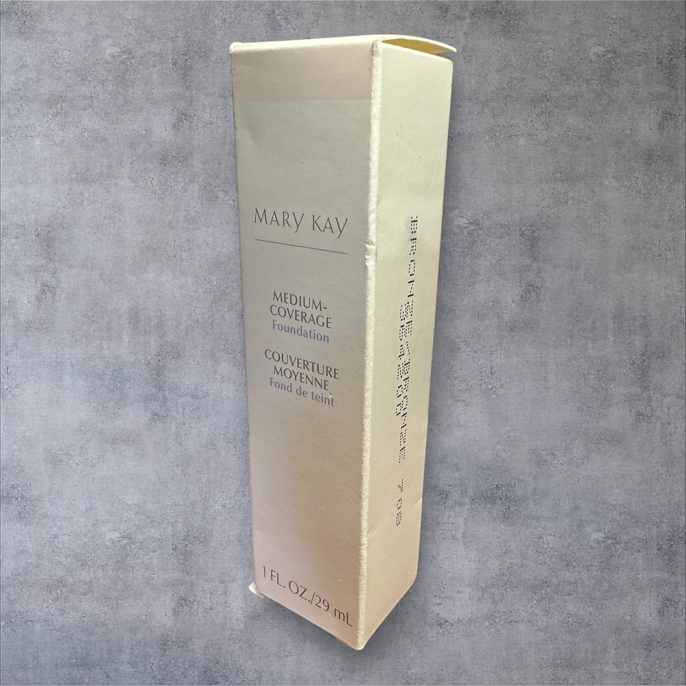 Bronze 708 Mary Kay Medium Coverage Foundation 1 FL OZ Gray Cap 364200